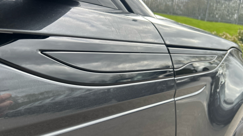 Land Rover Range Rover Evoque 2.0 D200 Dynamic SE 5dr Auto Diesel Hatchback